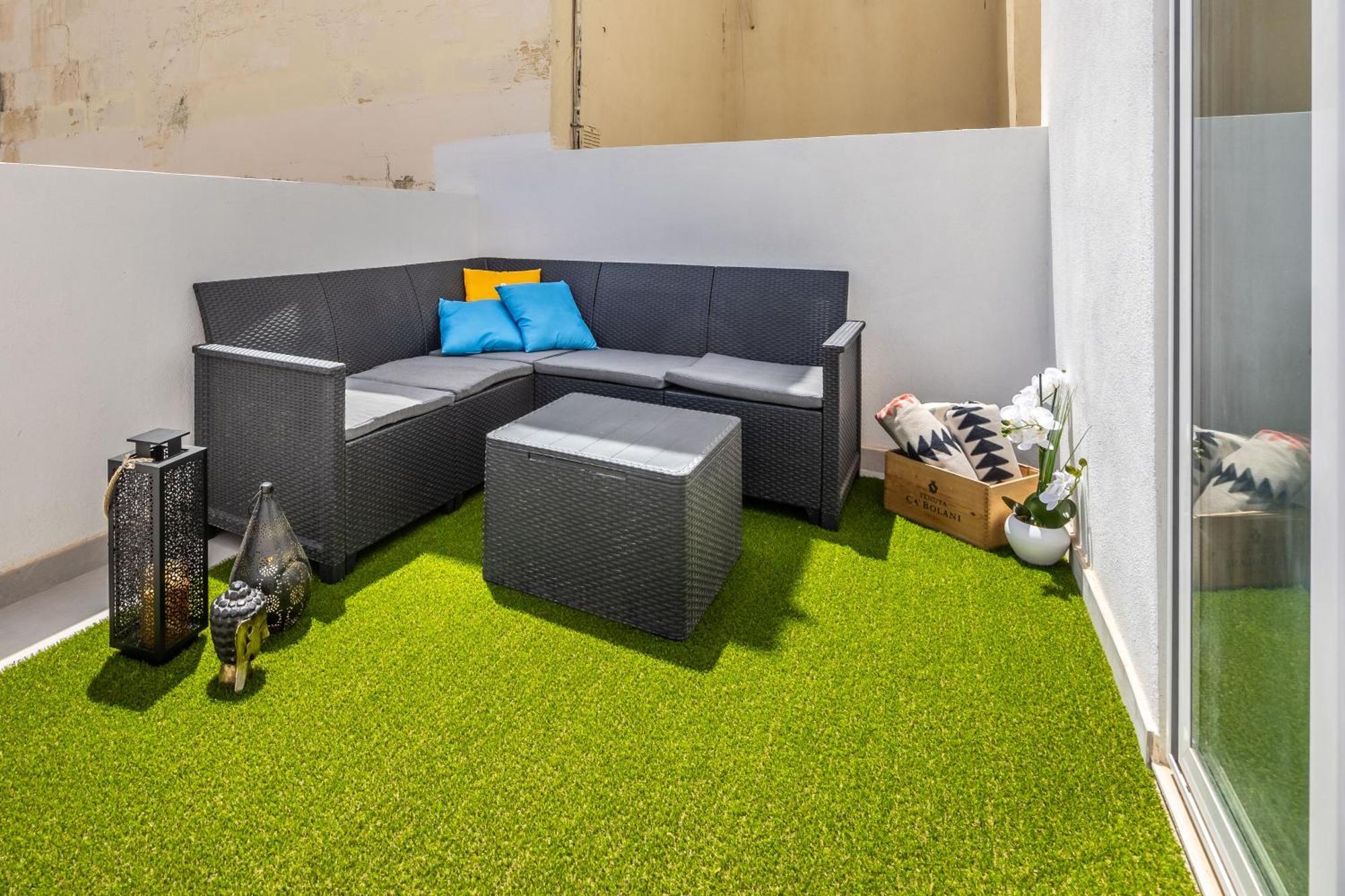 Sleek & Stylish 2Br Accommodation With Large Private Terrace - Close To Saint Julian'S & Tigne Shopping Mall Σλιέμα Εξωτερικό φωτογραφία
