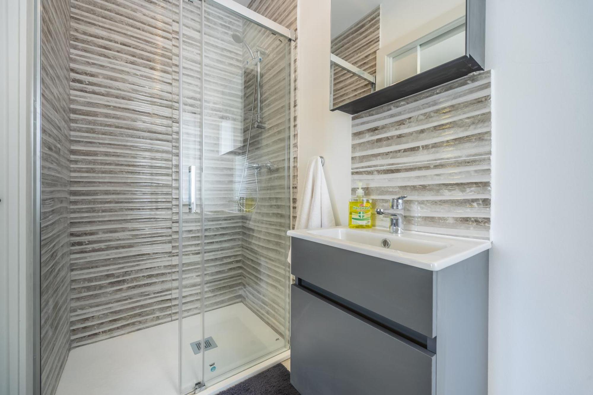 Sleek & Stylish 2Br Accommodation With Large Private Terrace - Close To Saint Julian'S & Tigne Shopping Mall Σλιέμα Εξωτερικό φωτογραφία